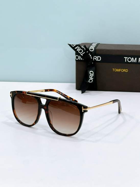 Picture of Tom Ford Sunglasses _SKUfw80537193fw